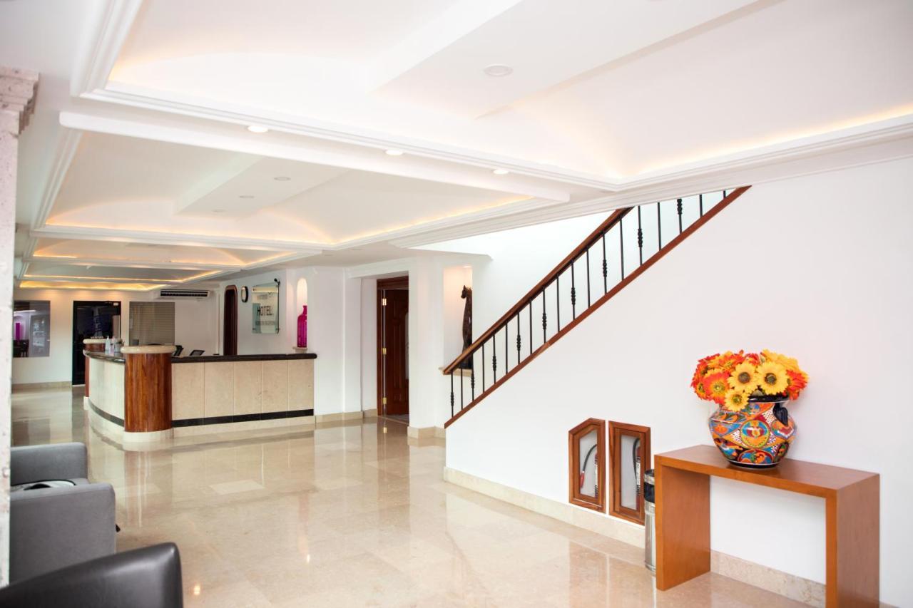 Hotel Boutique Plaza Doradas San José del Cabo エクステリア 写真