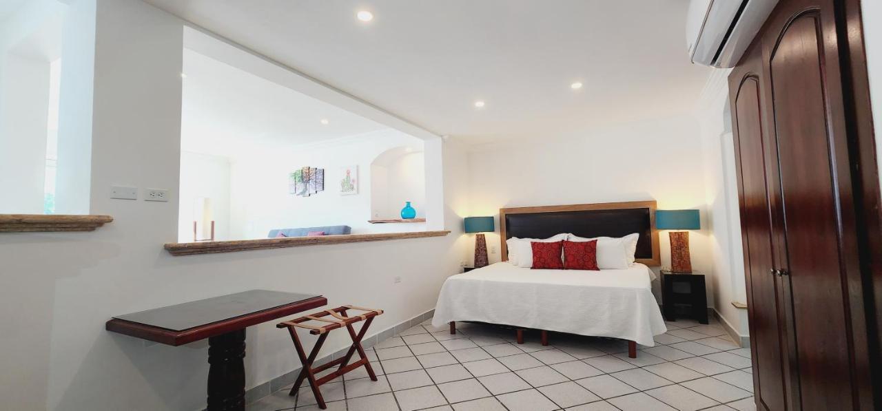 Hotel Boutique Plaza Doradas San José del Cabo エクステリア 写真