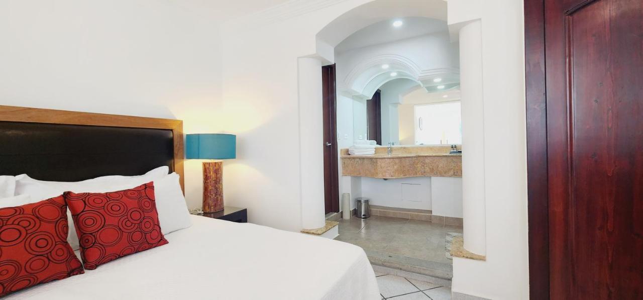 Hotel Boutique Plaza Doradas San José del Cabo エクステリア 写真
