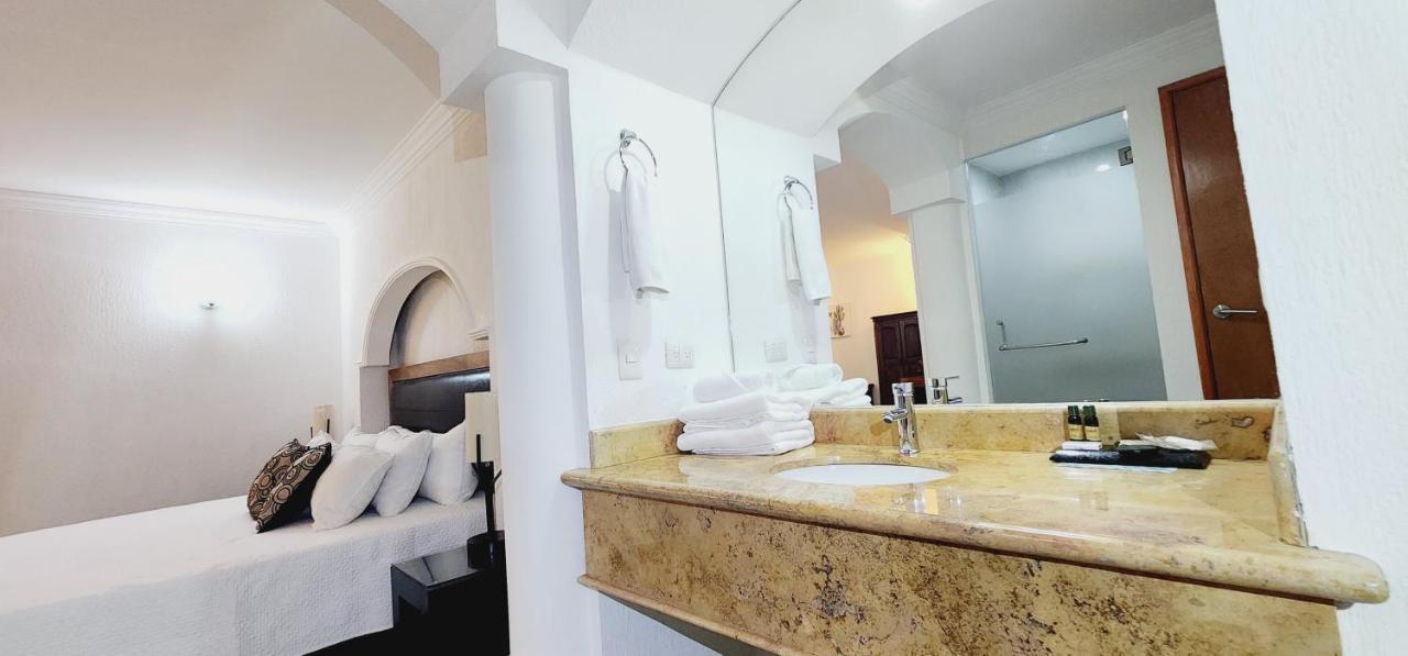 Hotel Boutique Plaza Doradas San José del Cabo エクステリア 写真
