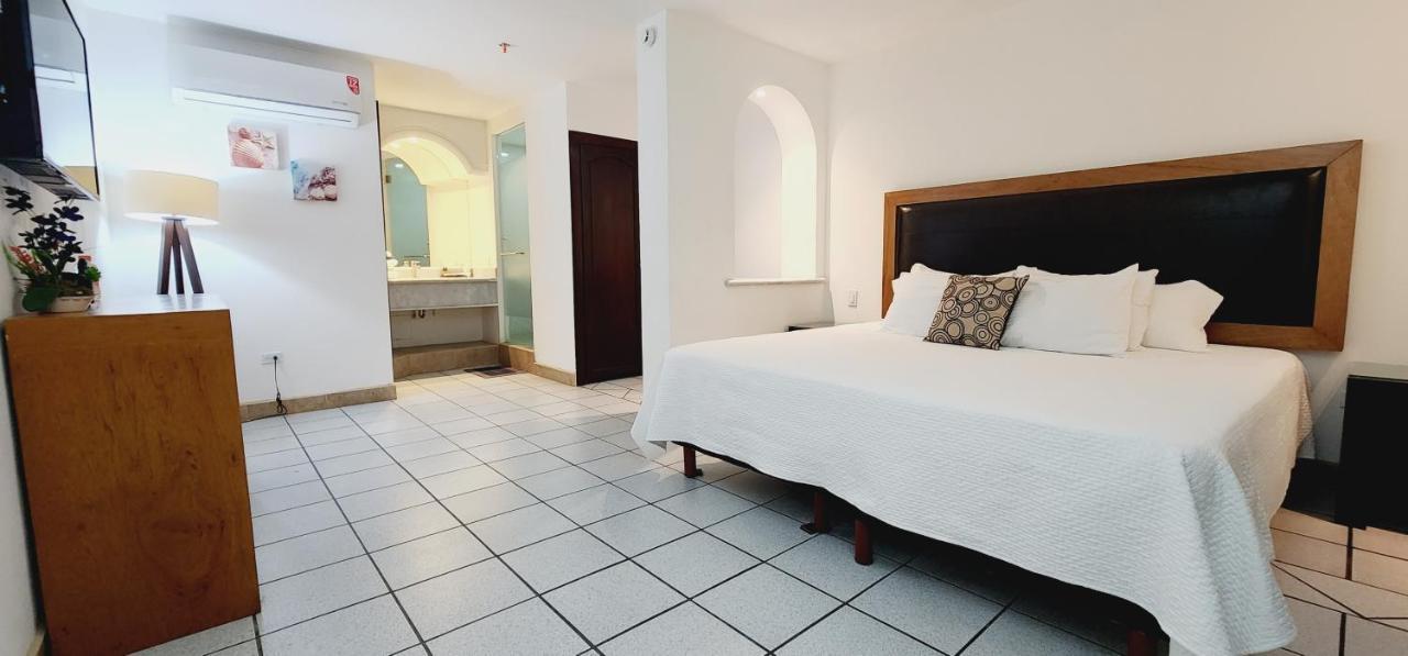 Hotel Boutique Plaza Doradas San José del Cabo エクステリア 写真